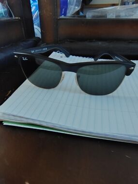 Ray-Ban Black Sunglasses with Dark Green Lenses